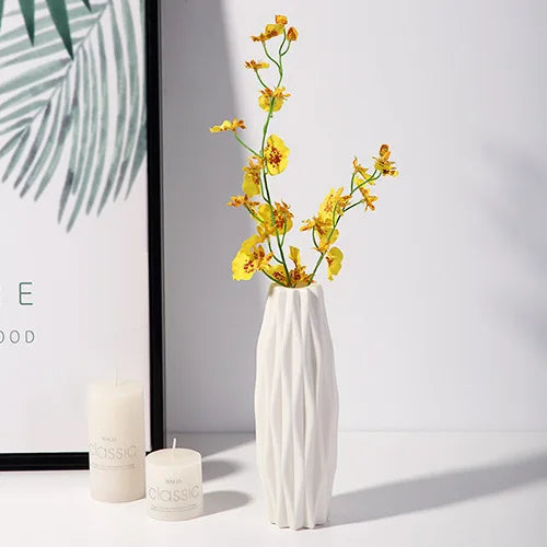Nordic Bloom Vase